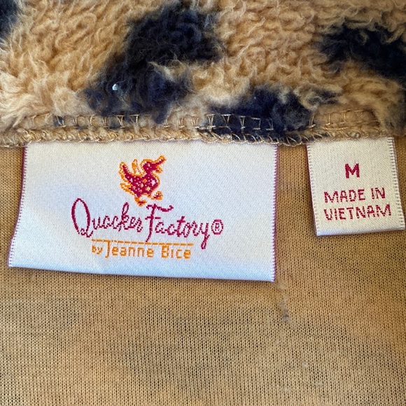 Quaker Factory pull over - Picture 3 of 6